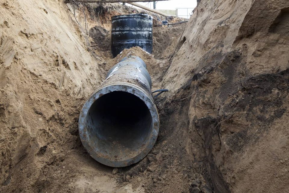 Sewer pipe 25