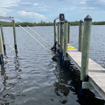 Boat lift pic