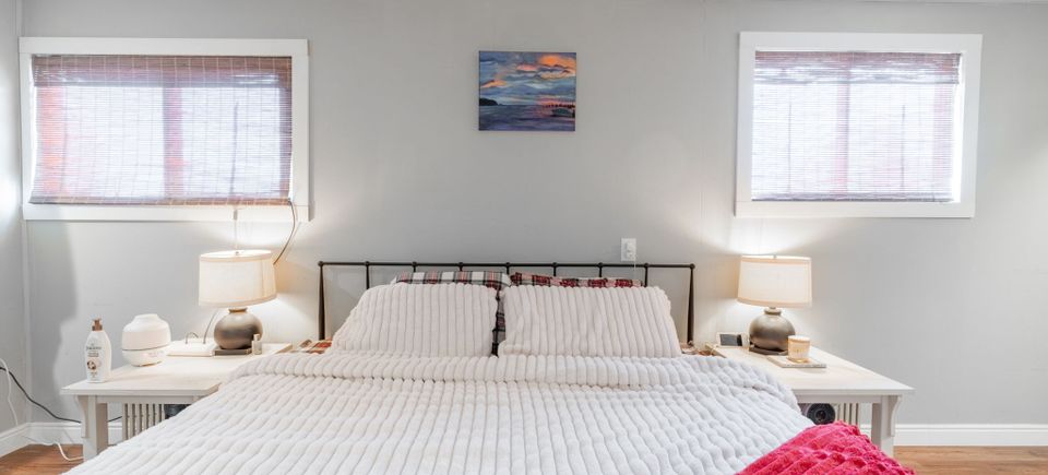 11 web or mls 201 edwards ave 11
