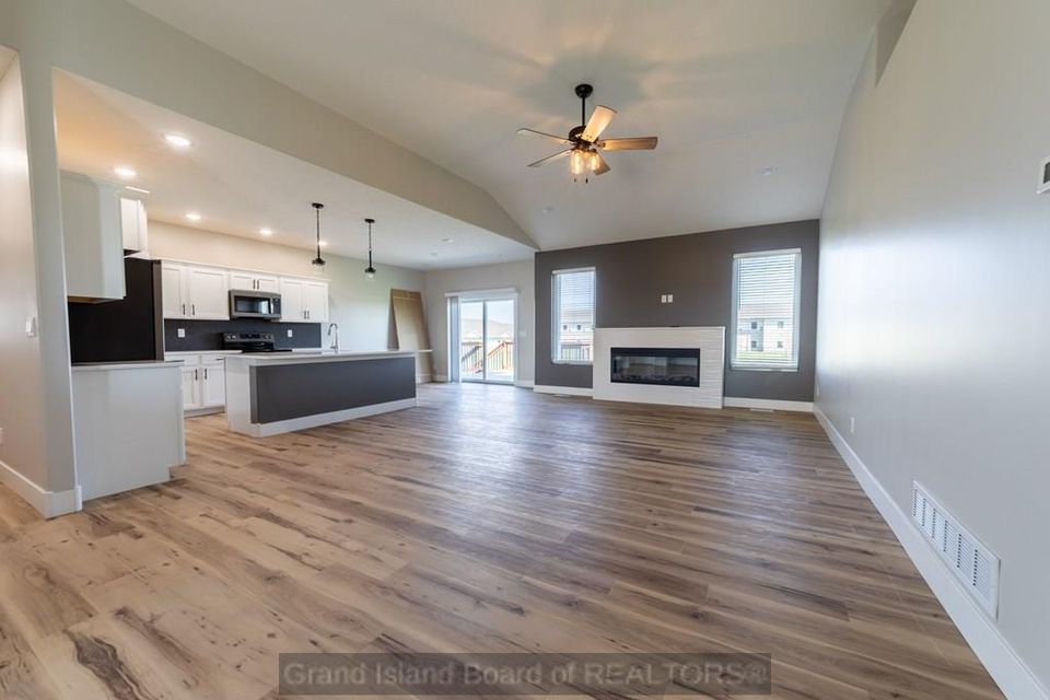 3760 lilac ln grand island  ne 68803 a 4