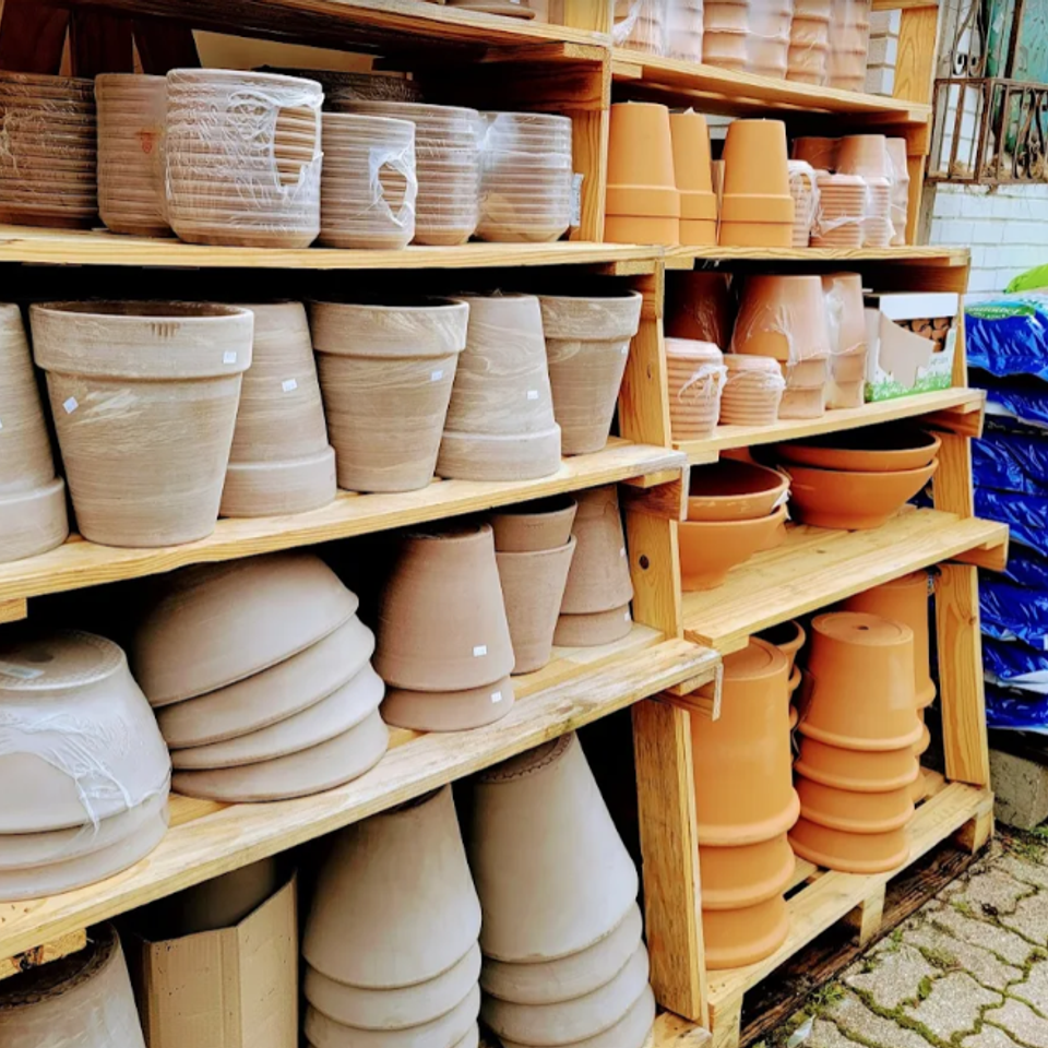 Four seasons pottery new