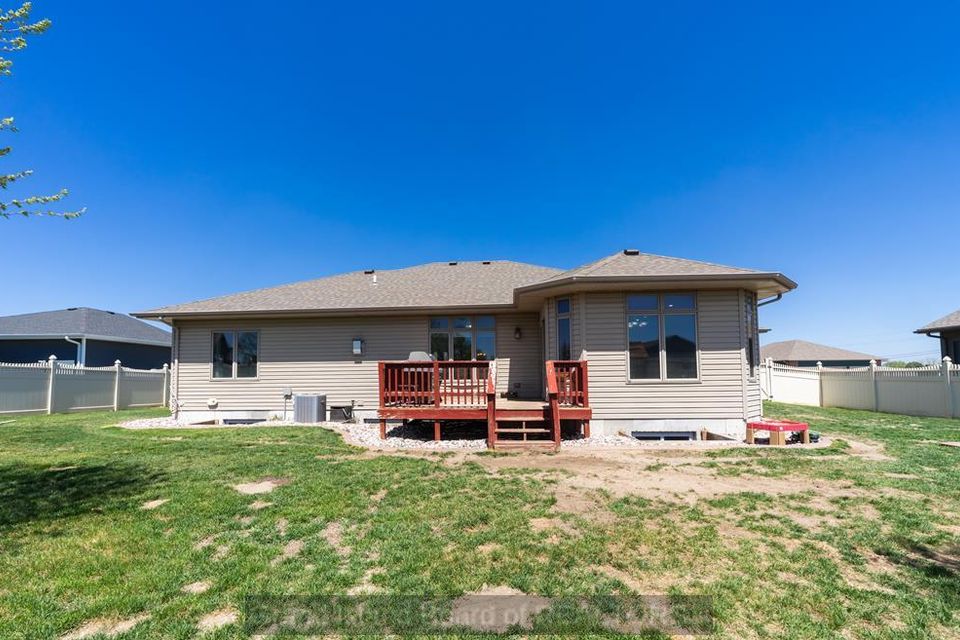 4211 shanna st grand island  ne 68803 d 6