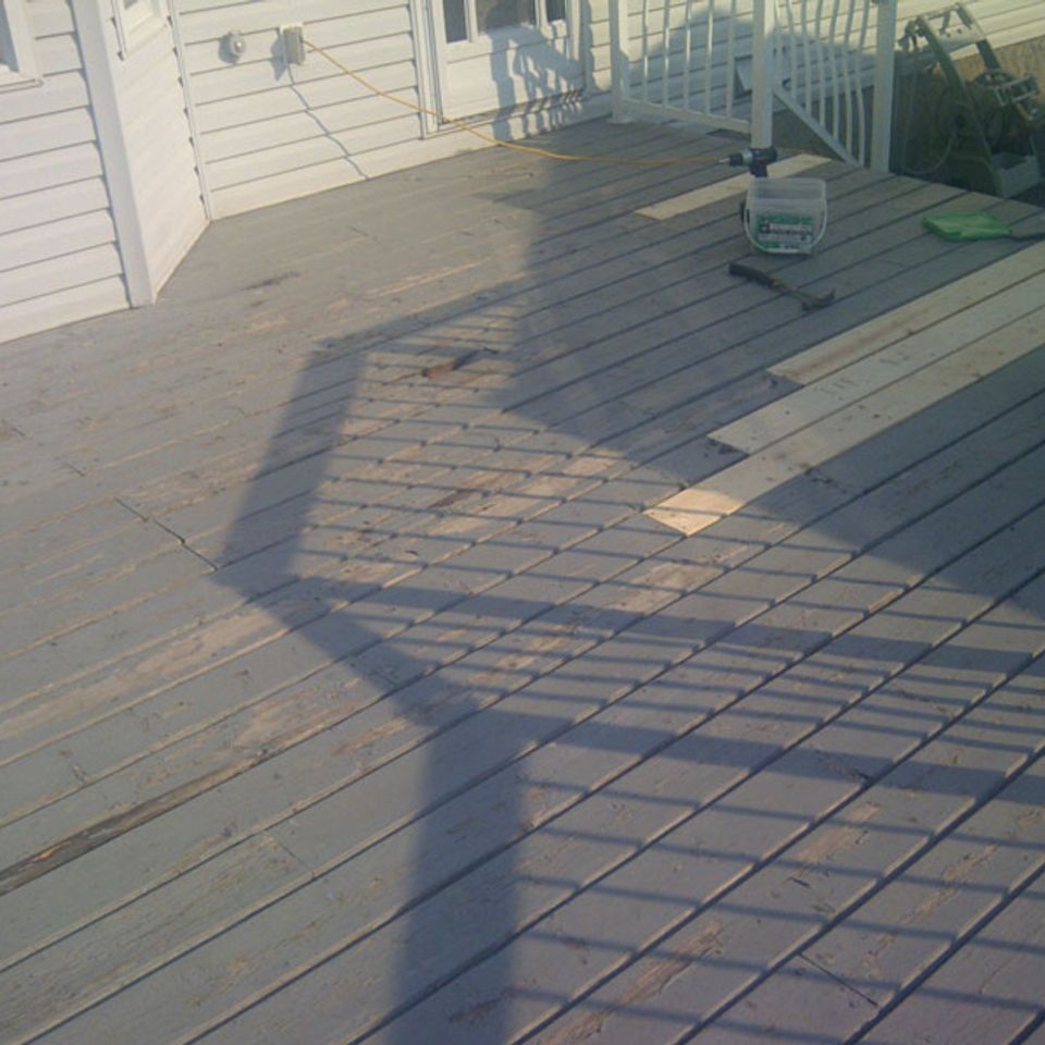 Fix a deck photos01020130919 29828 2ma20b 0