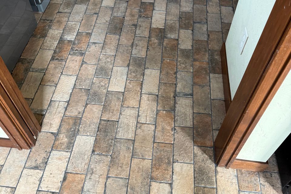 Chicago state street tile laticrete grout 45 raven