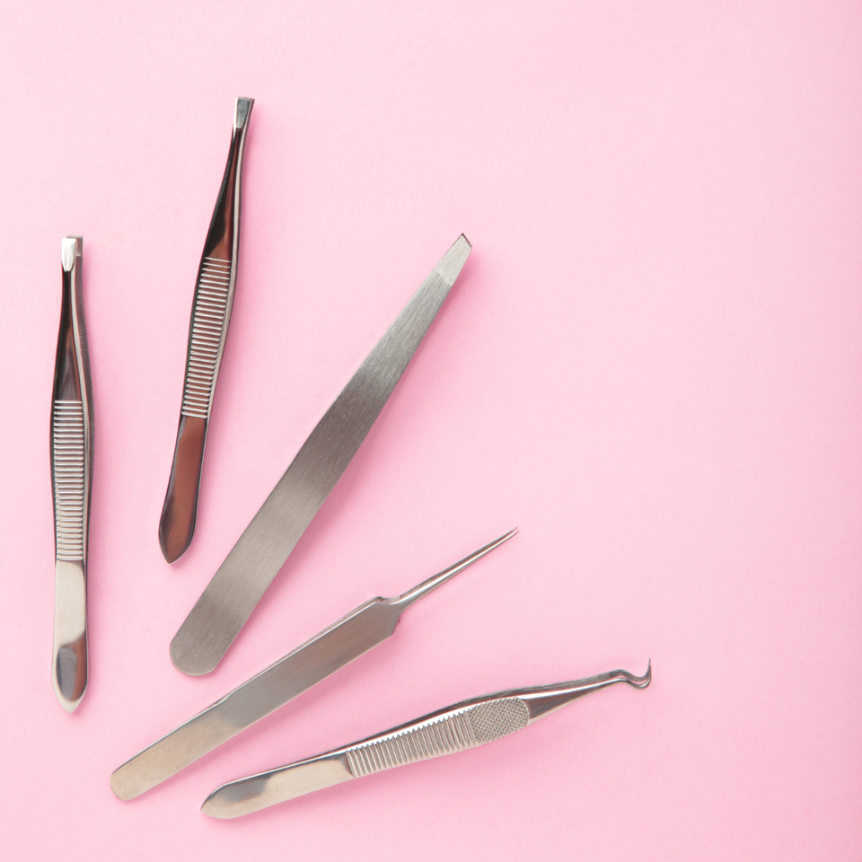 Tweezers