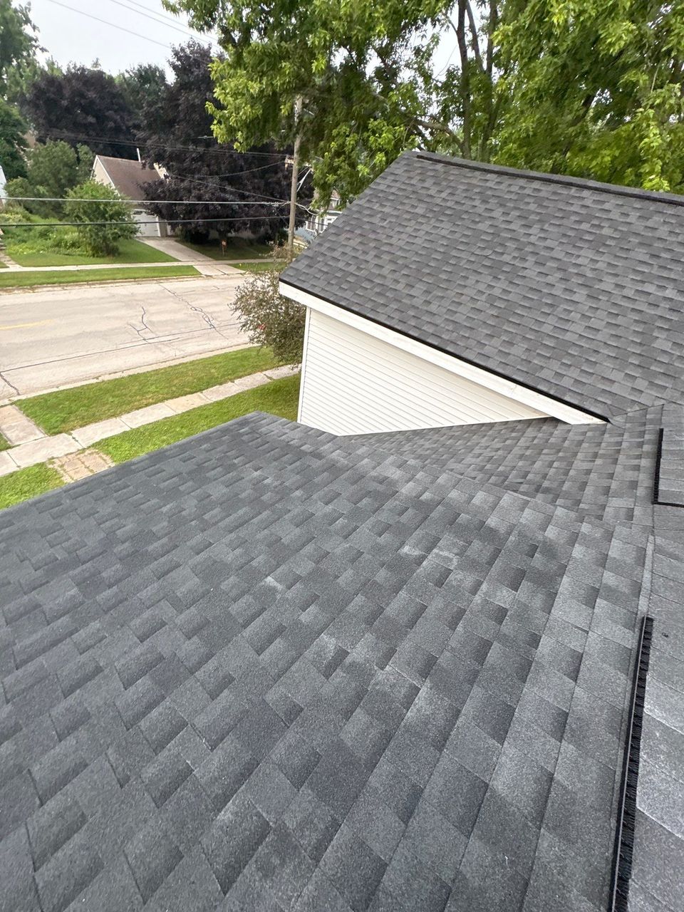 Roofing contractor near me kaukauna wi
