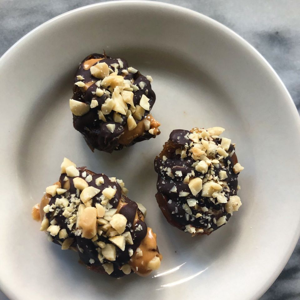 Snickers stuffed dates