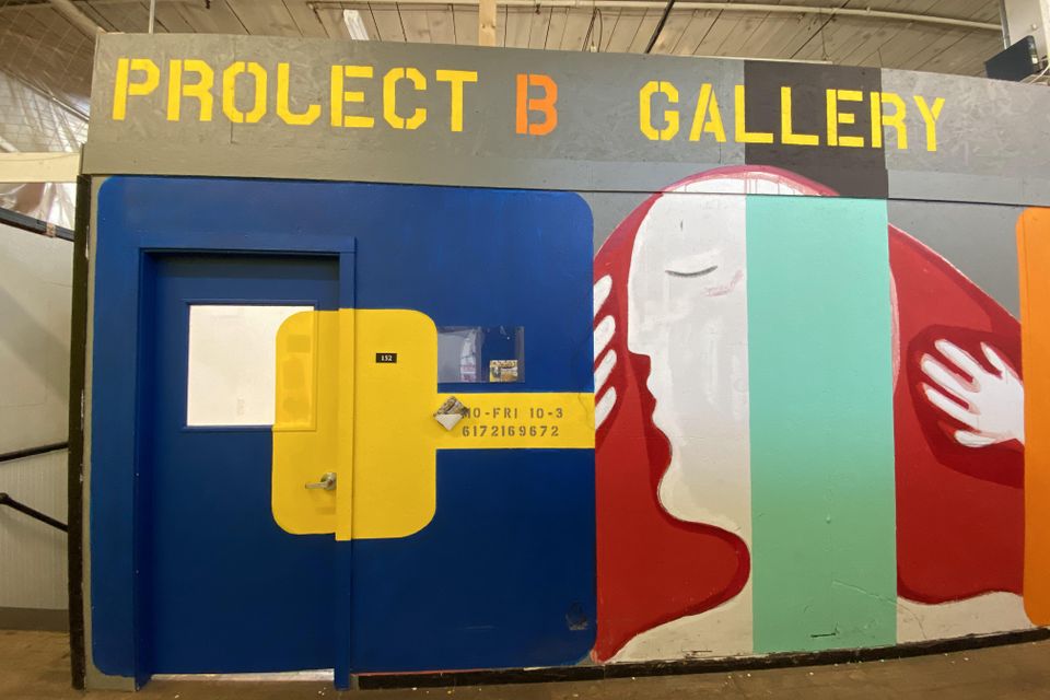 4 project b gallery entrance img 9779