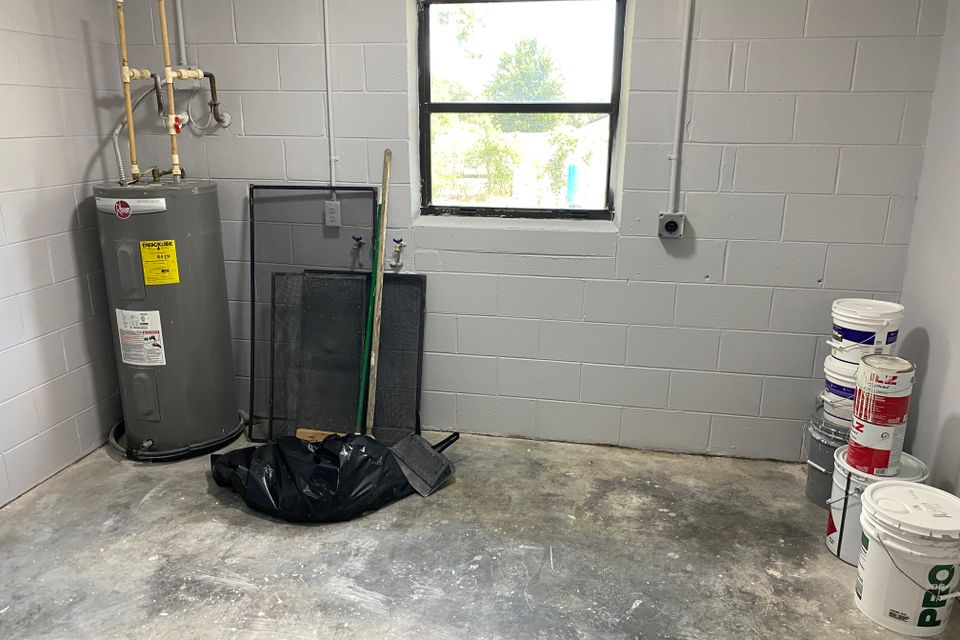 12 jun utility area