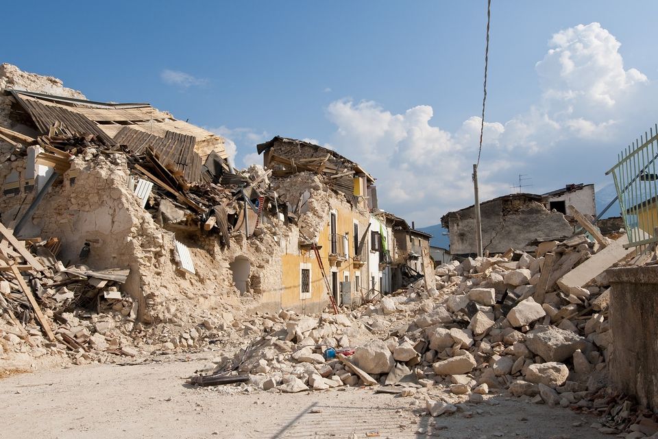 Earthquake gb95697dd4 1920
