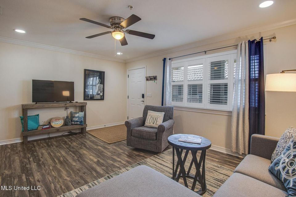 20251214184040290857000000 o