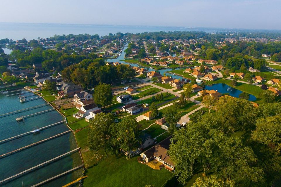 Chesterfield mi homes