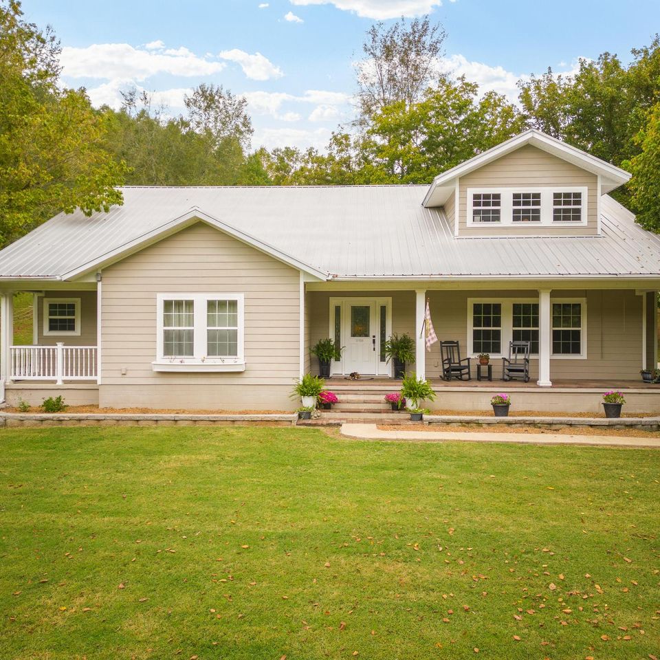 3755 hurricane creek rd 28