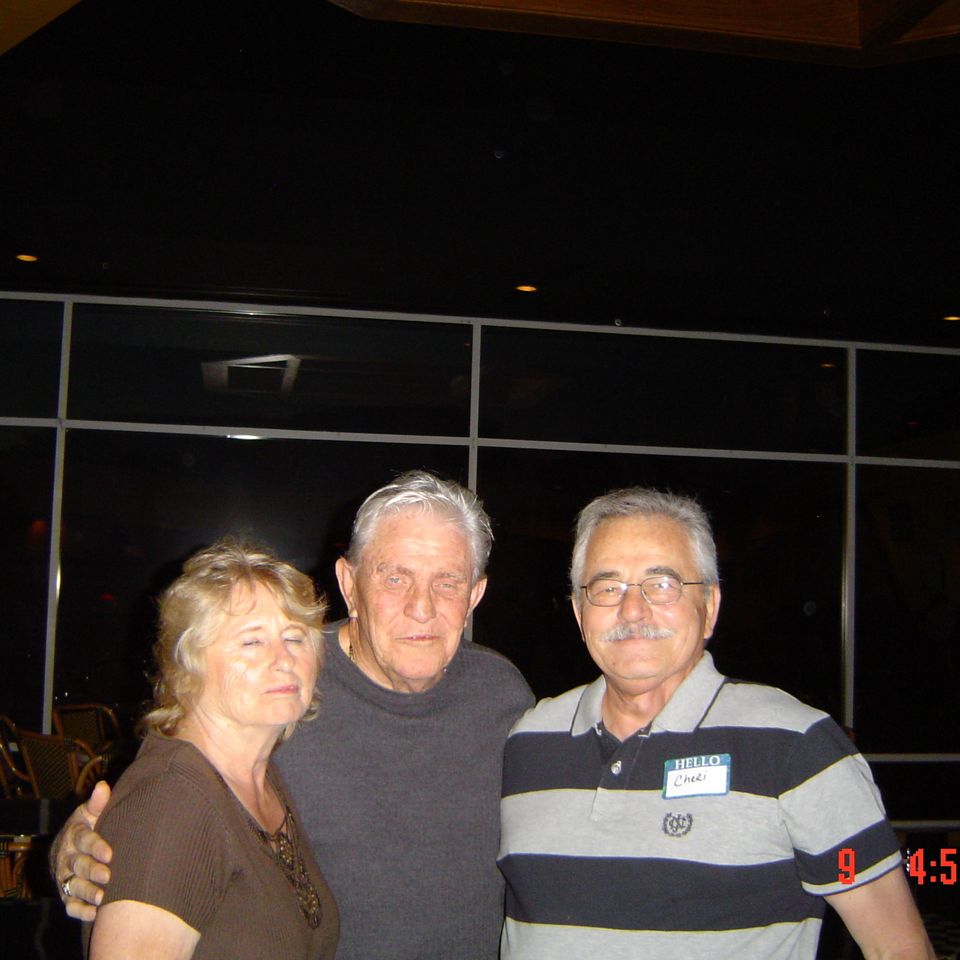 Jimmy   kathy overstreet   friends   cheri at social hour nco club oct 200920160617 17858 14qsgnb