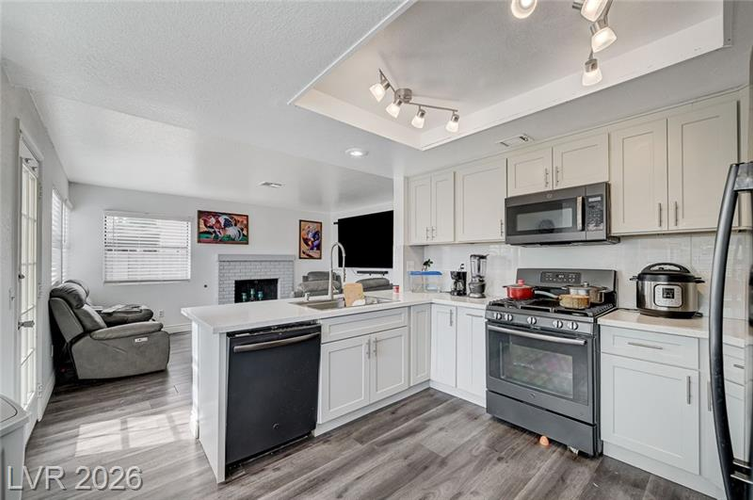 1621 Beech Grove Drive kitchen