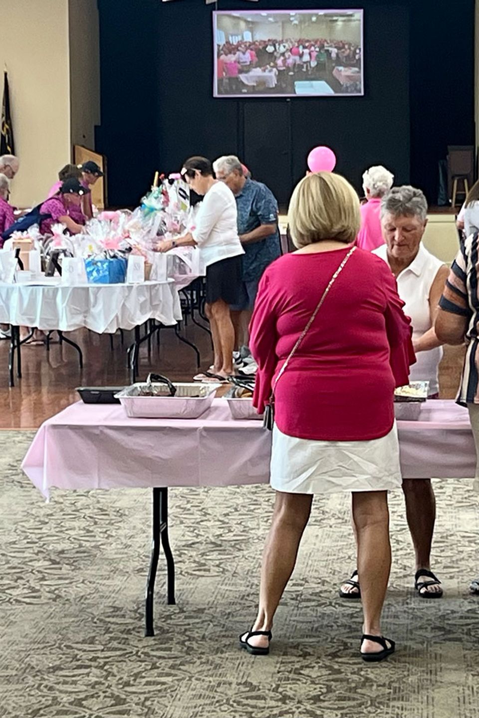 Pink ribbon golf 2024 clubhouse 26