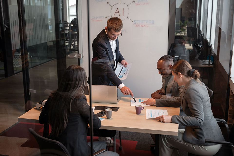 Ai consultant  ai whiteboard meeting