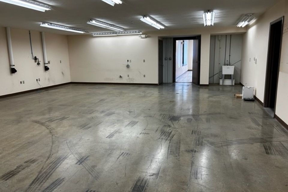 Work room 2