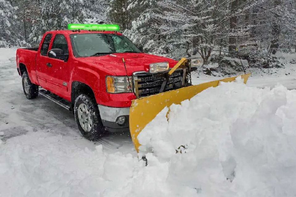 Big reds snow plowing service