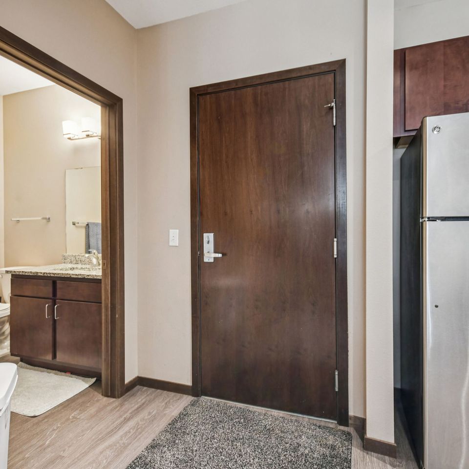 12 web or mls old hudson rd unit 106 012