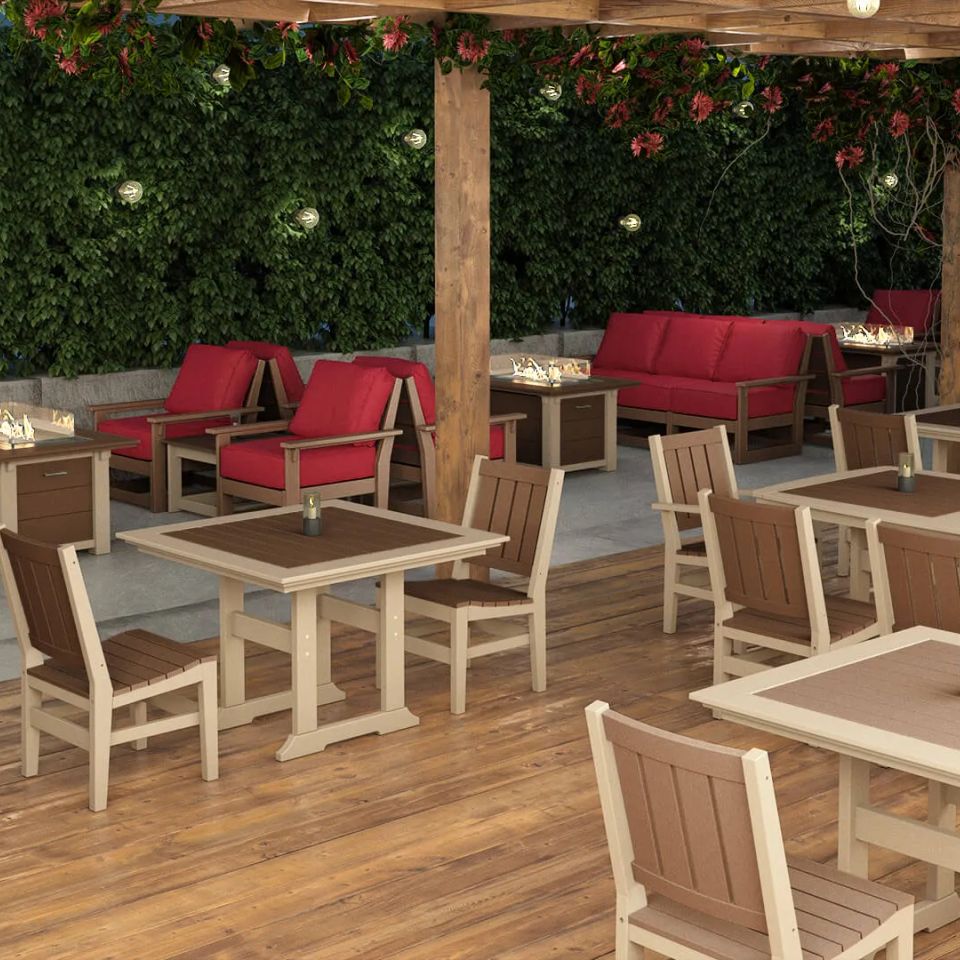 Bristol table milano chairs setup 1