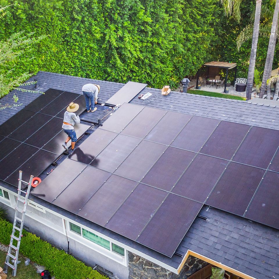 Roof solar install