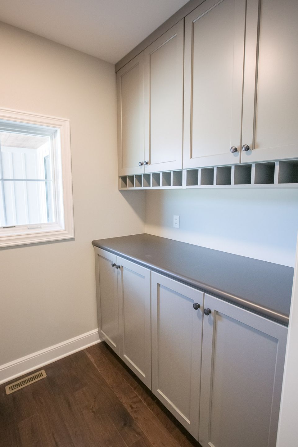 671 parker road web res 16