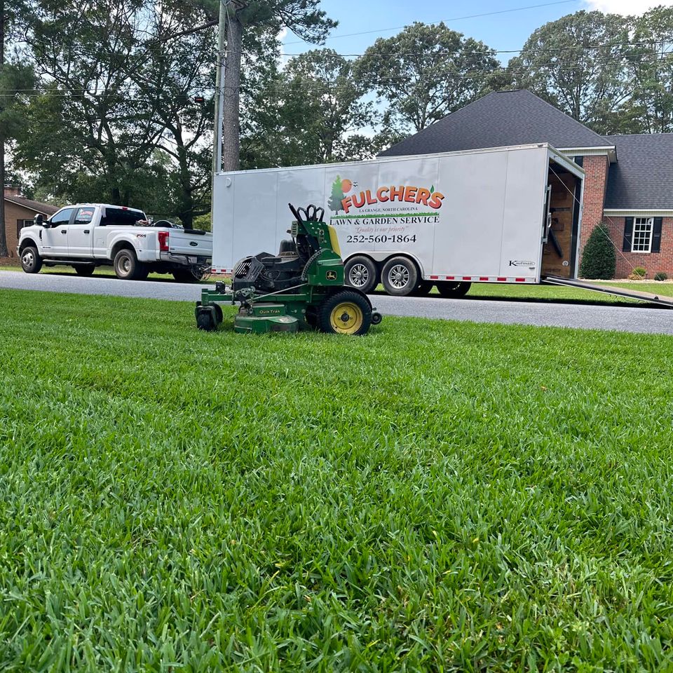 Fulcher's Lawn & Garden Service - Landscape Design & Lawn Care, Landscape Designer La Grange, Landscaping Company La Grange,