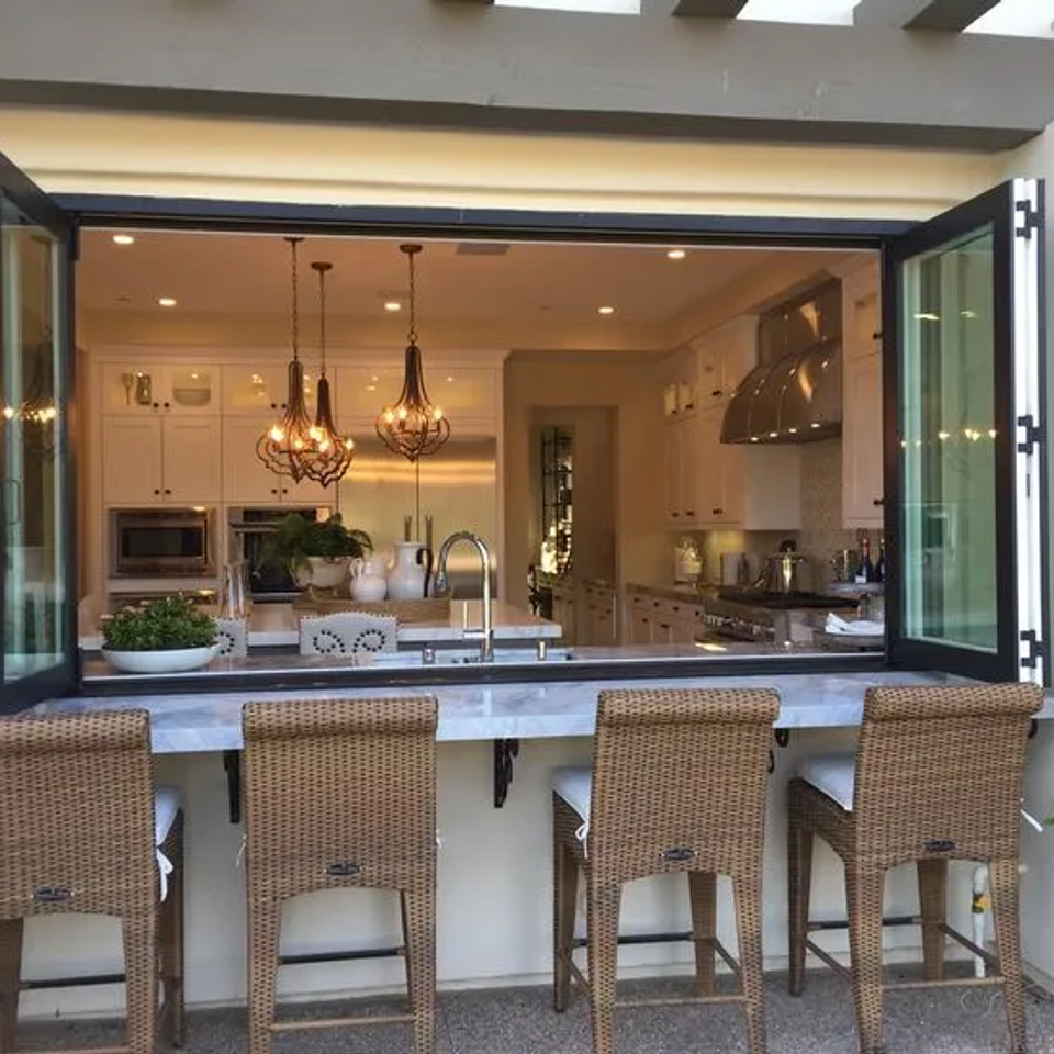 indoor-outdoor-traditional-kitchen
