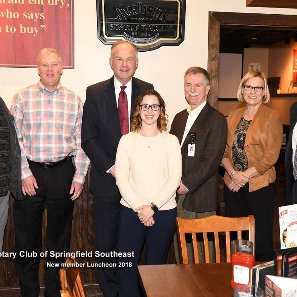 Rotary new member lunch d 04021820180405 16996 12xn4no