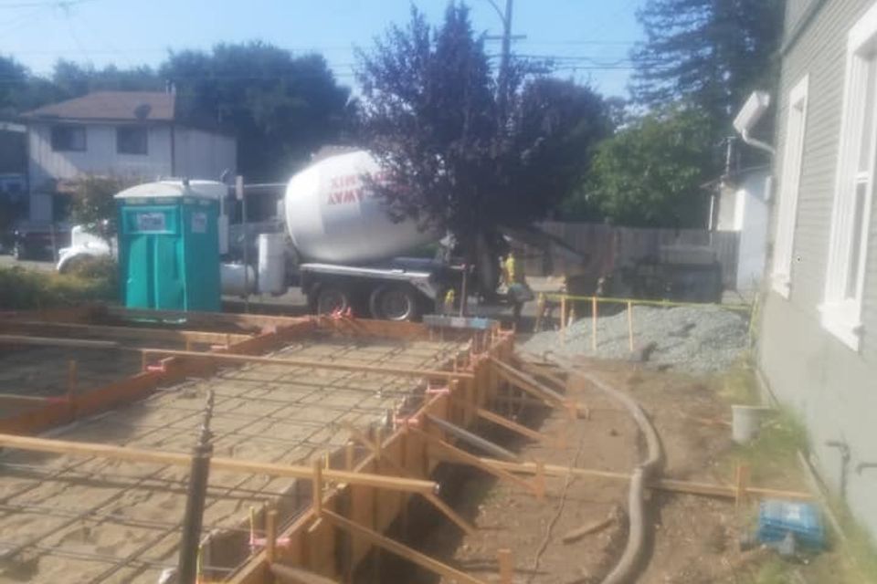 48413570 1248937808577284 435188939951702016 n