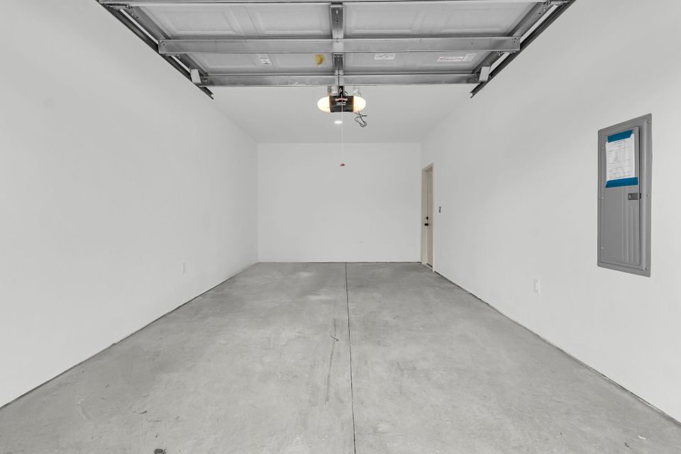 Crem   4005 gravely 72