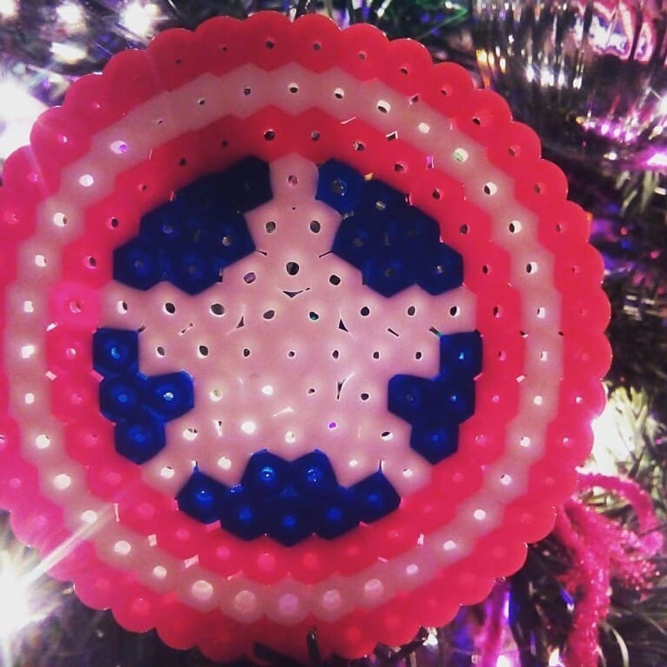 Captain america's shield keychain