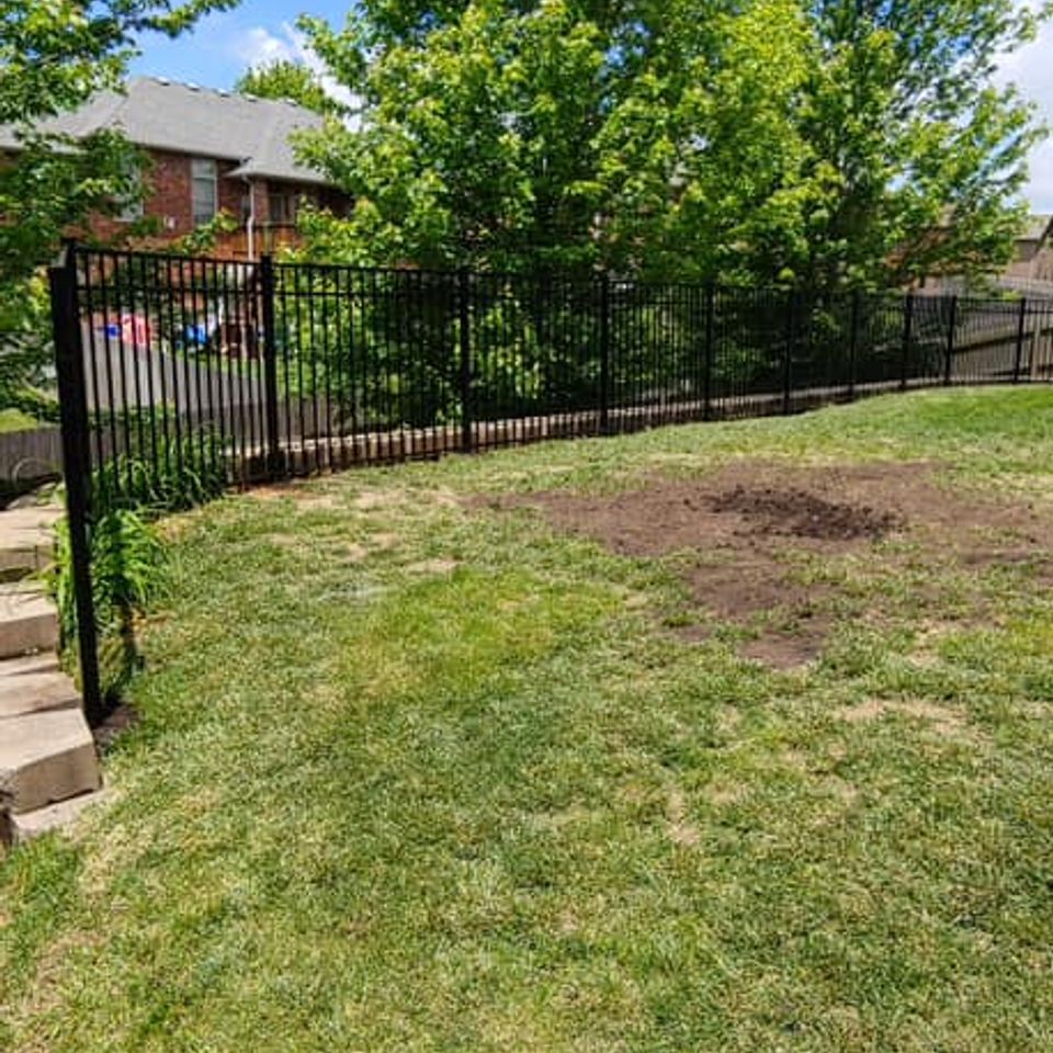 black steek fence