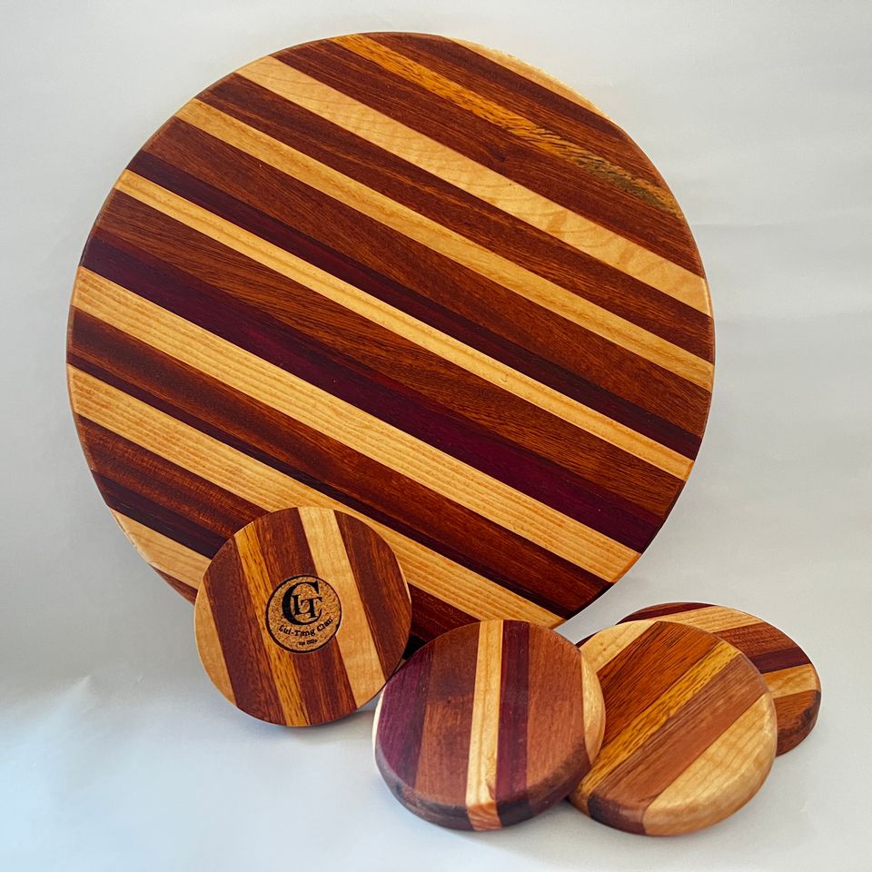 Round charcuterie board and coaster set