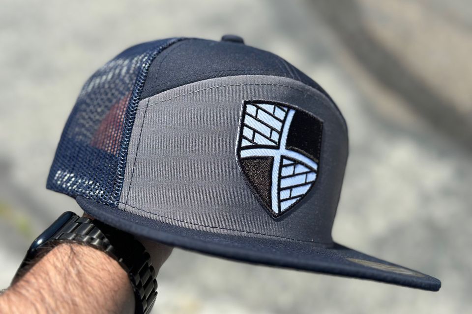 Bluengray front