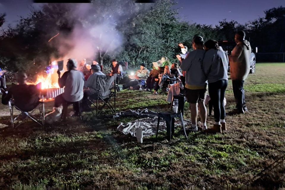 Campfire caroling 3 (1)