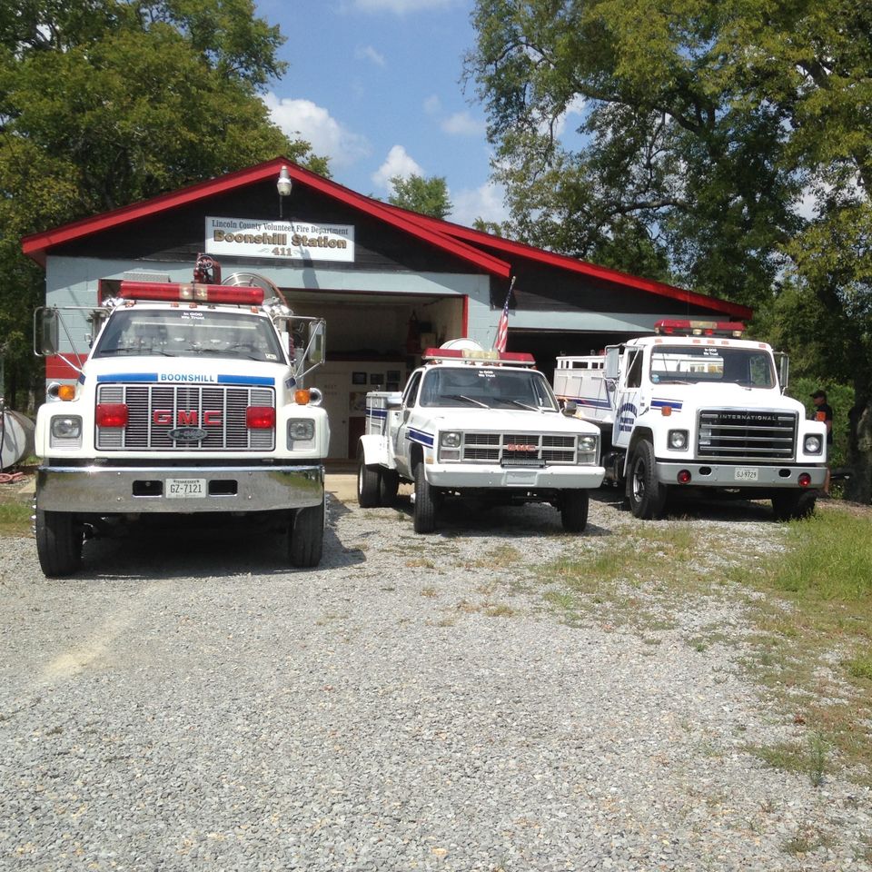 411 all 3 trucks