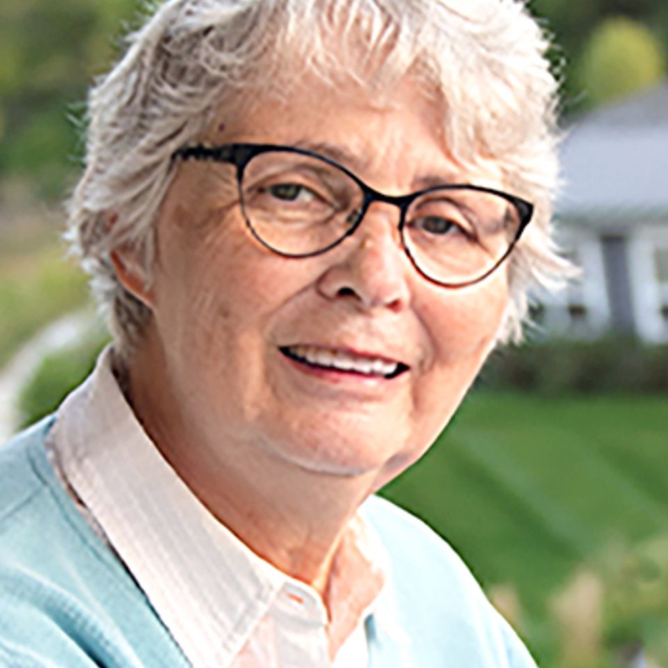 Georgeann lage