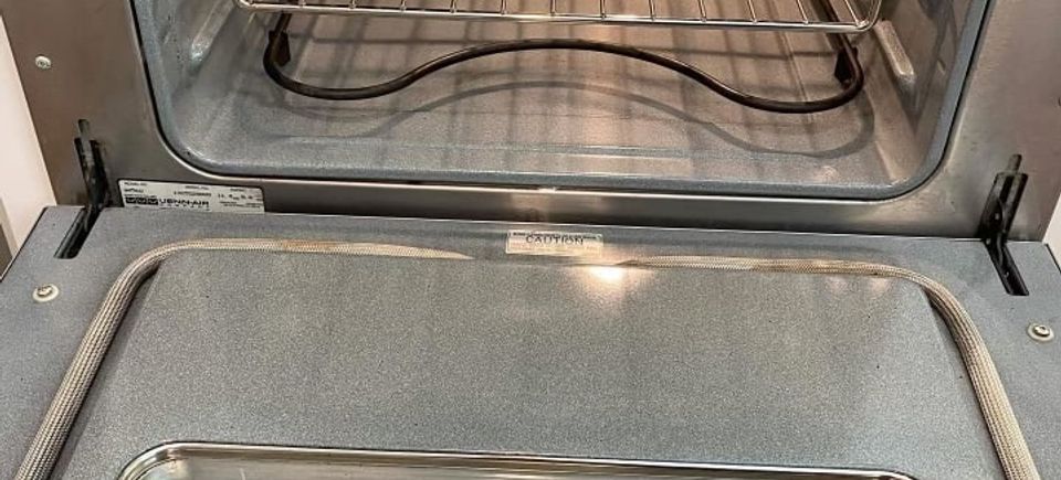 C&M Cleaning Services - Oven Transformation