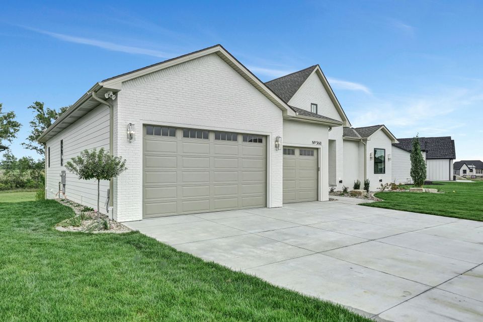 3611 tree line dr 05