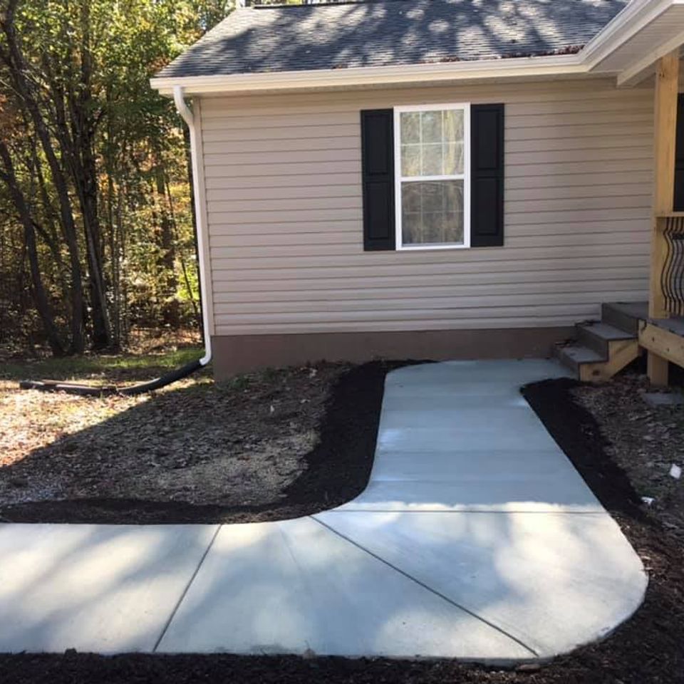 Finishing concrete sidewalk