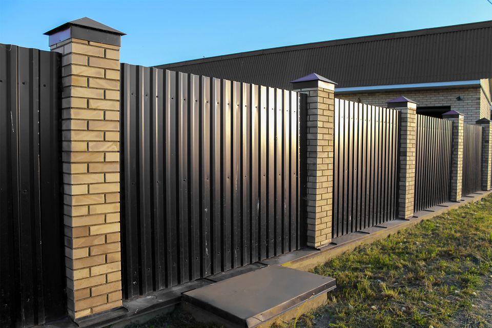 Commercial fence