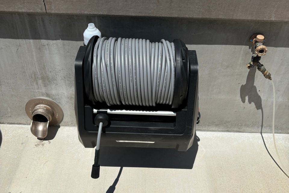 Hose reel installation
