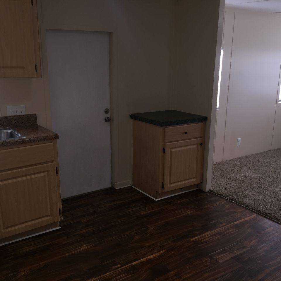 Lot 17 side door