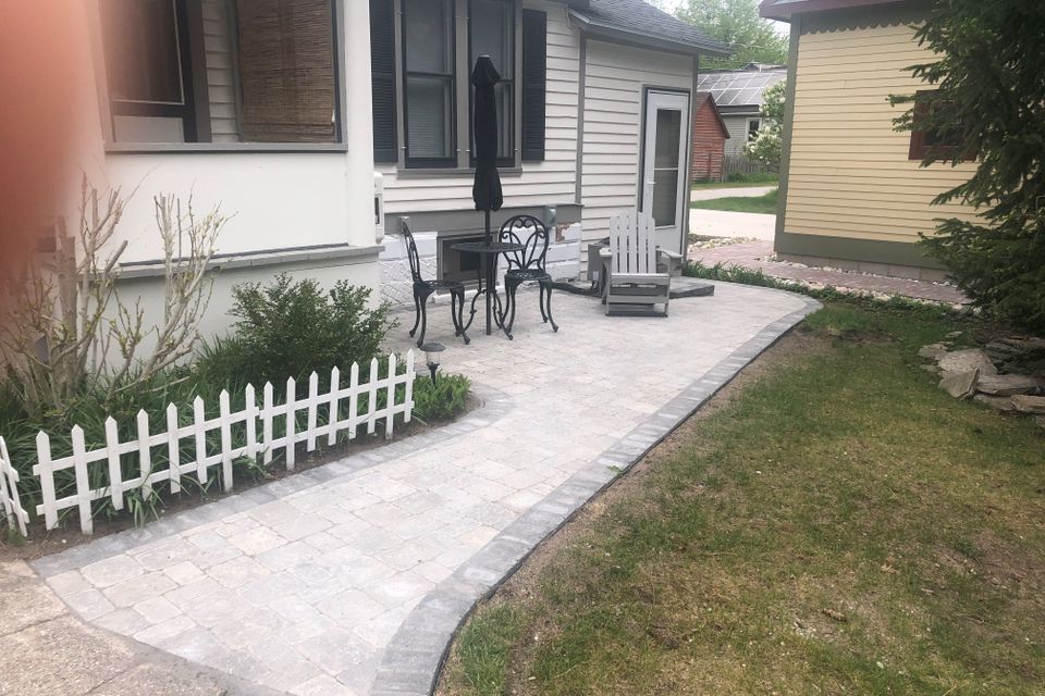 Patios frankfort  2 min