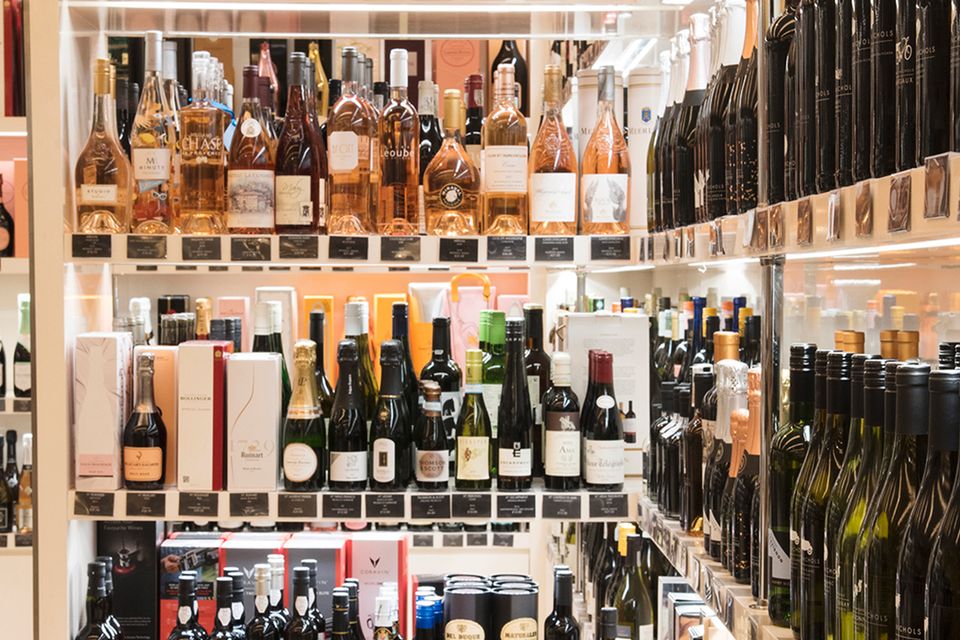 Brsitol wine shop hero