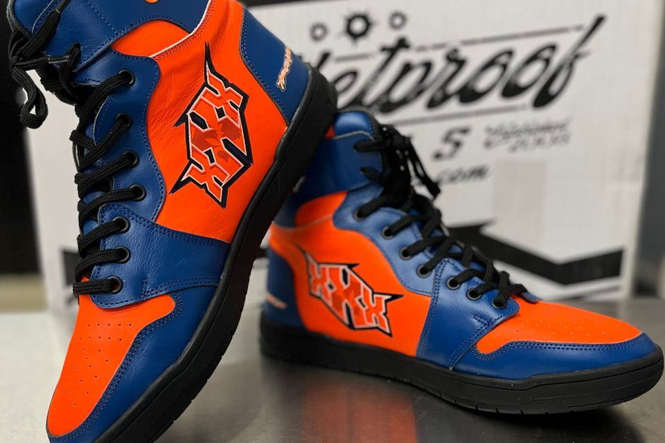 7f79e81c ba8c 48a7 b0a2 5675cb42fc3b