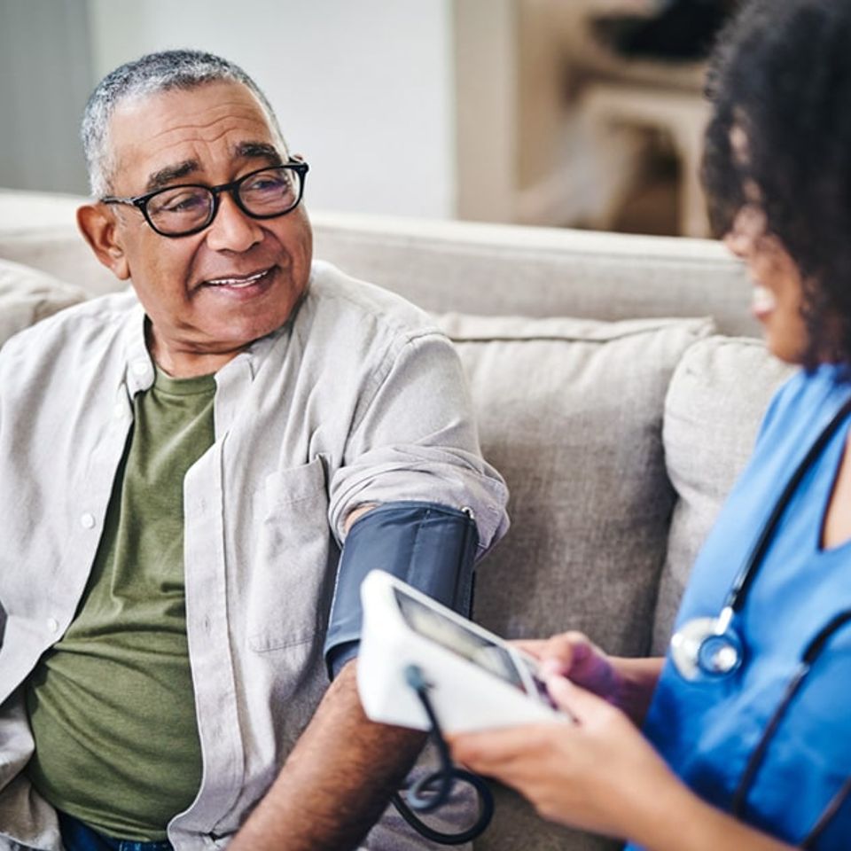10 benefits of home healthcare after surgery for seniors