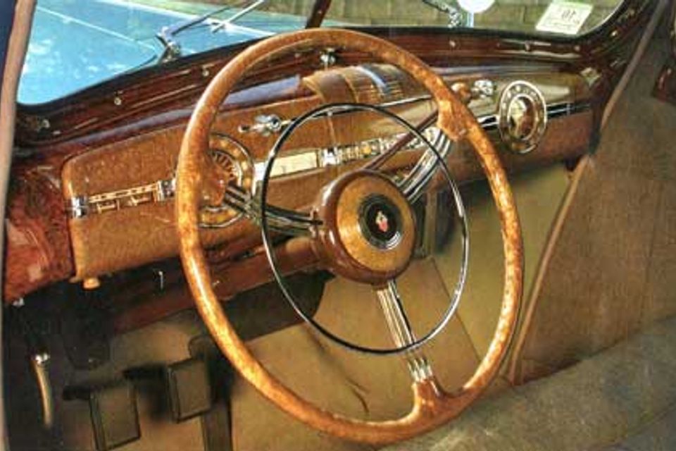 Packard dash